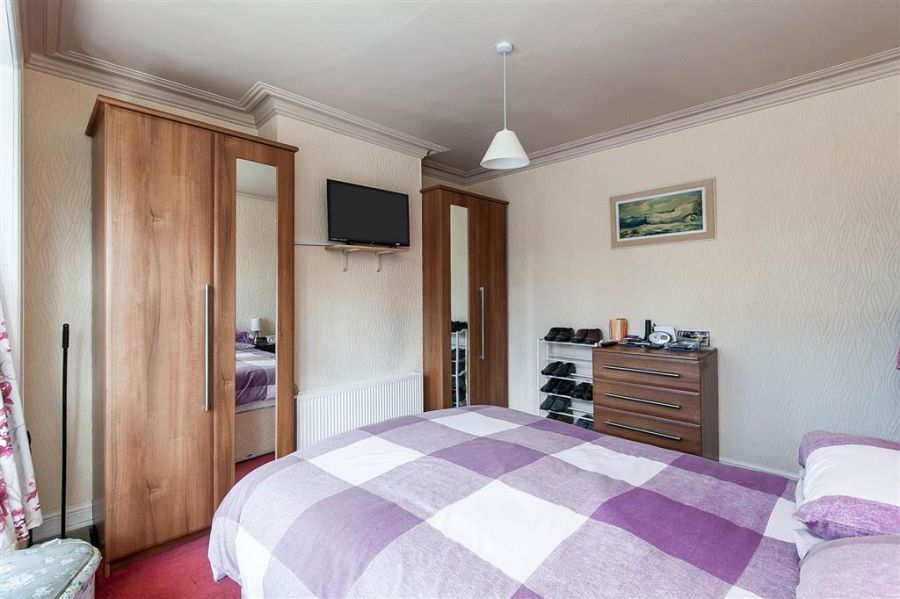 4 Galwally Park