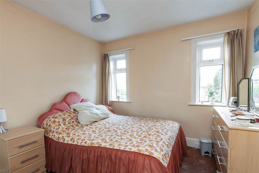 4 Galwally Park