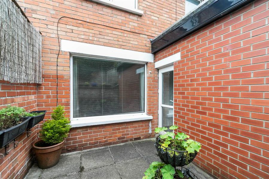 139 Knockbreda Park