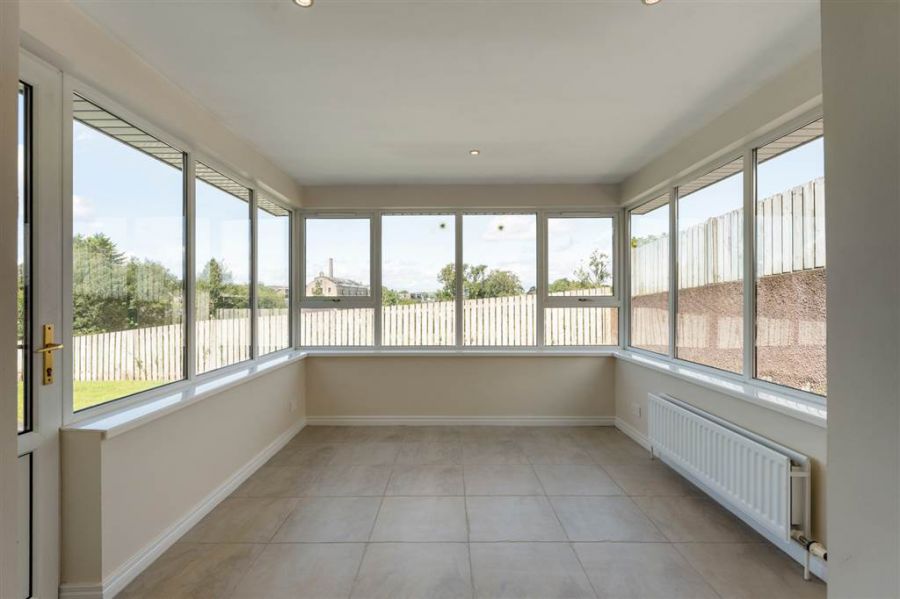 24 Manor Park
