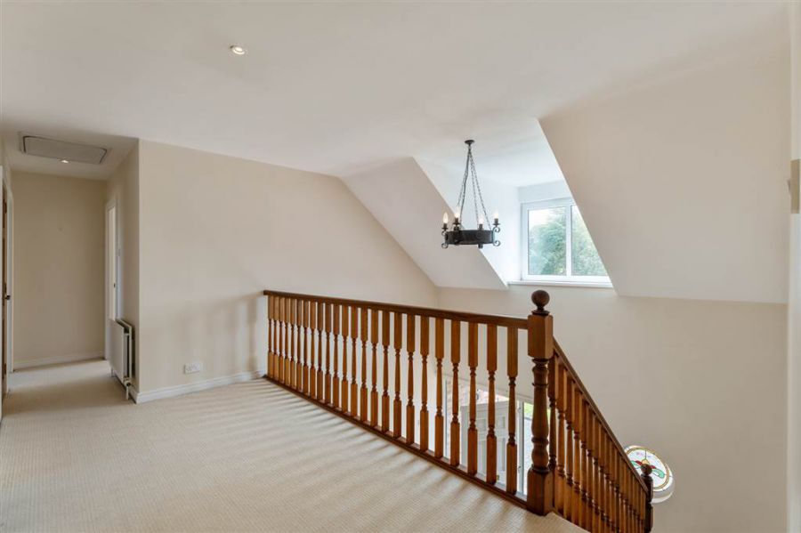 24 Manor Park