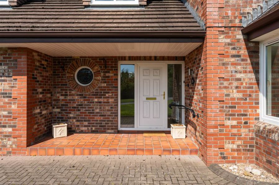 24 Manor Park