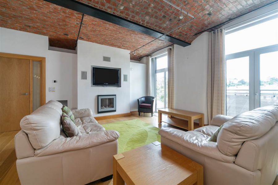 12 The Flax House
