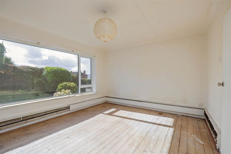 4 Beechgrove Avenue