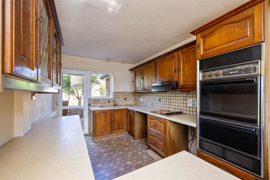 4 Beechgrove Avenue