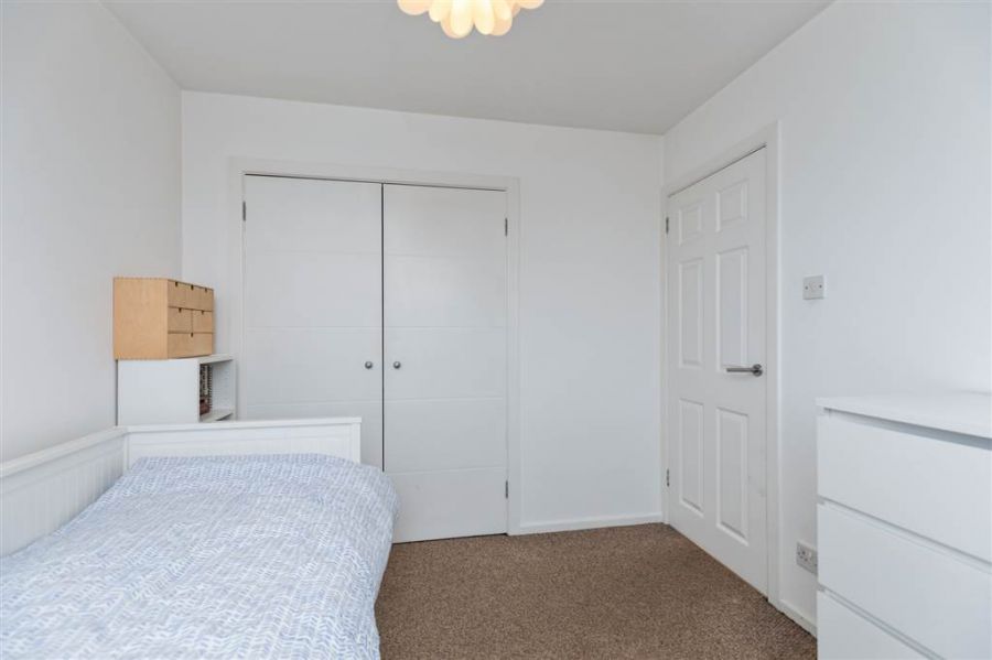 25 Drumkeen Court 25 Drumkeen Court