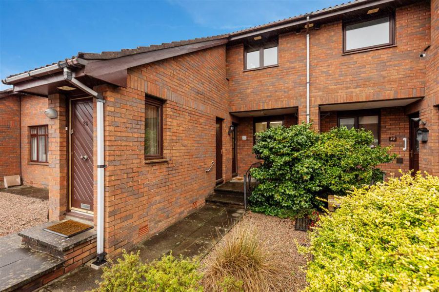 25 Drumkeen Court 25 Drumkeen Court