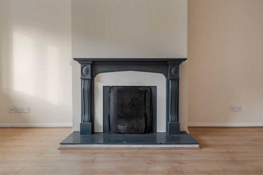 12 Upper Malvern Drive