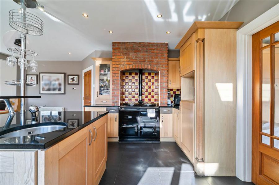 23 Ballynahatty Road