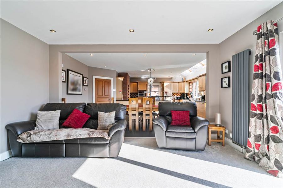 23 Ballynahatty Road