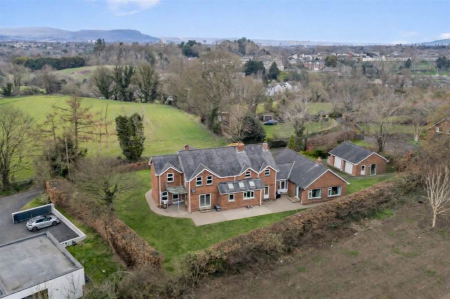 23 Ballynahatty Road