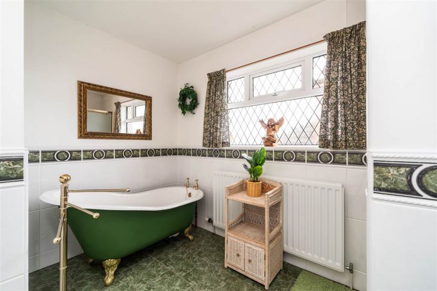 Hillcrest, 14 Casaeldona Park