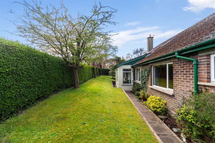 Hillcrest, 14 Casaeldona Park