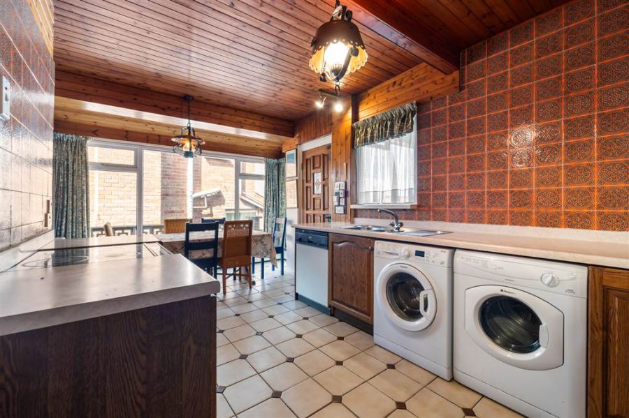 Hillcrest, 14 Casaeldona Park