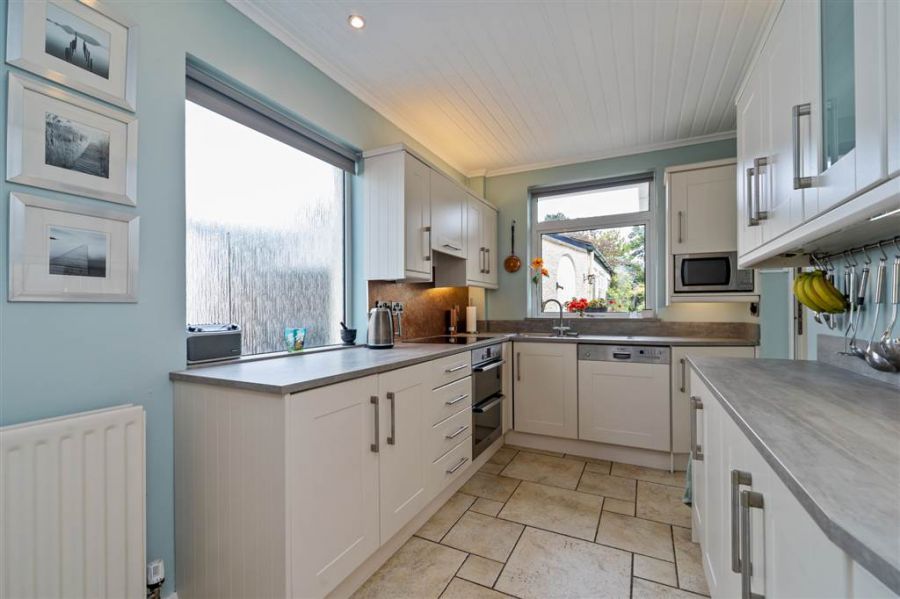 35 Kingsway Park