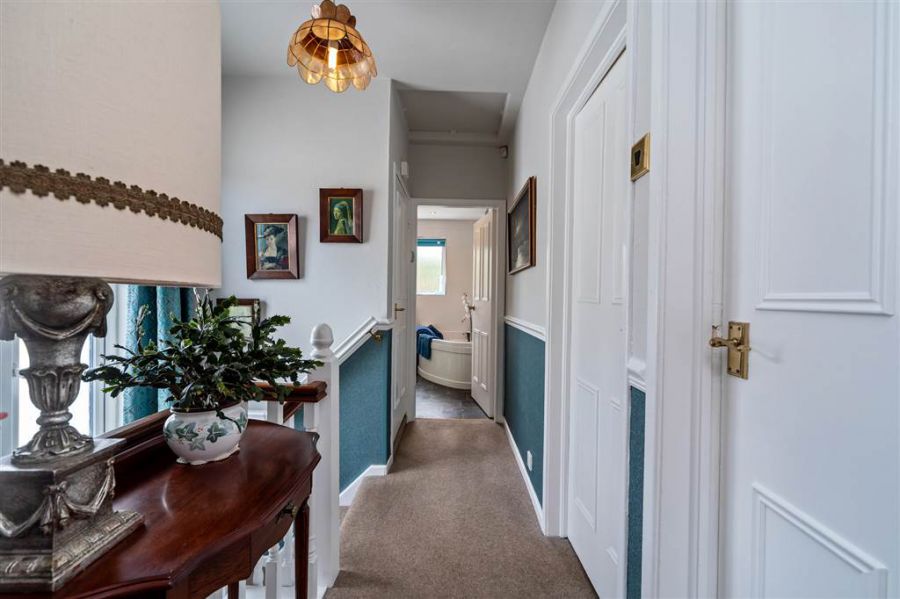 35 Kingsway Park