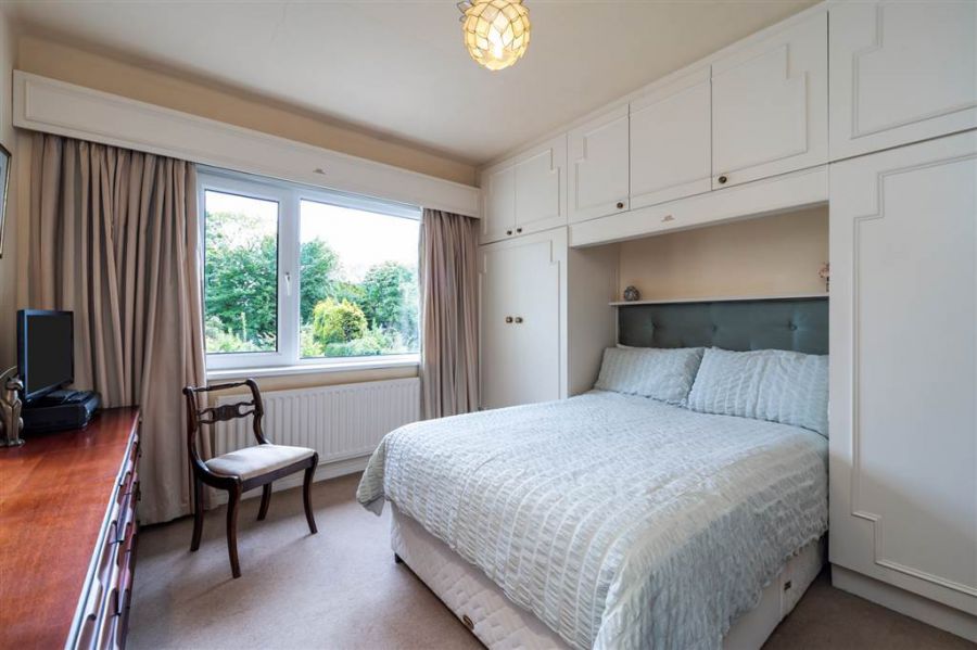35 Kingsway Park