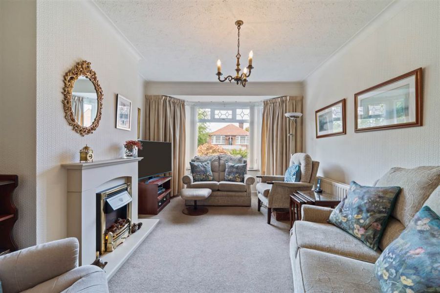 35 Kingsway Park