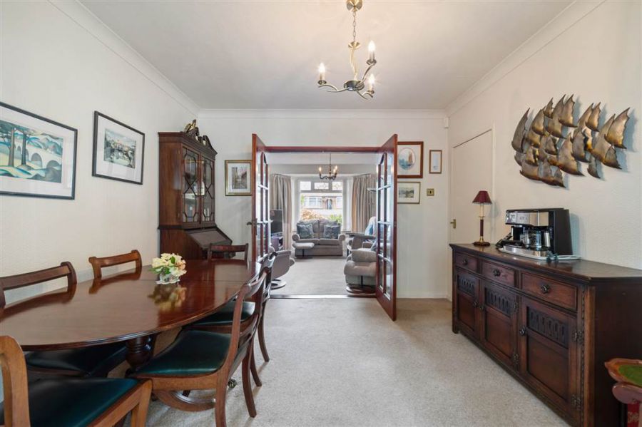 35 Kingsway Park