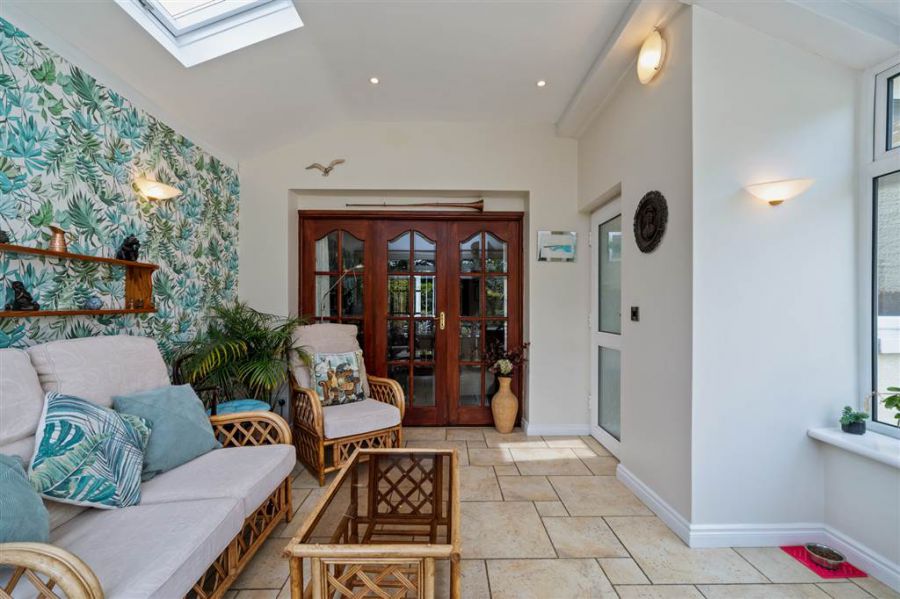 35 Kingsway Park