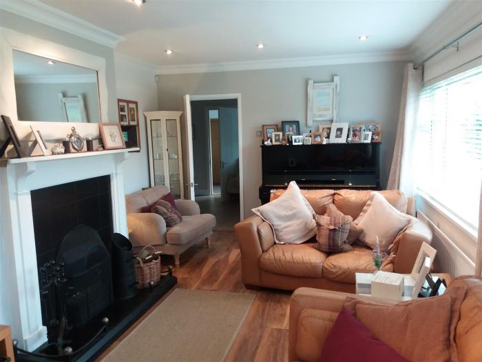 55 Hampstead Park