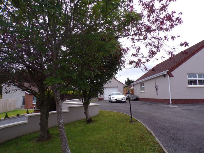 18 Caw Hill Park