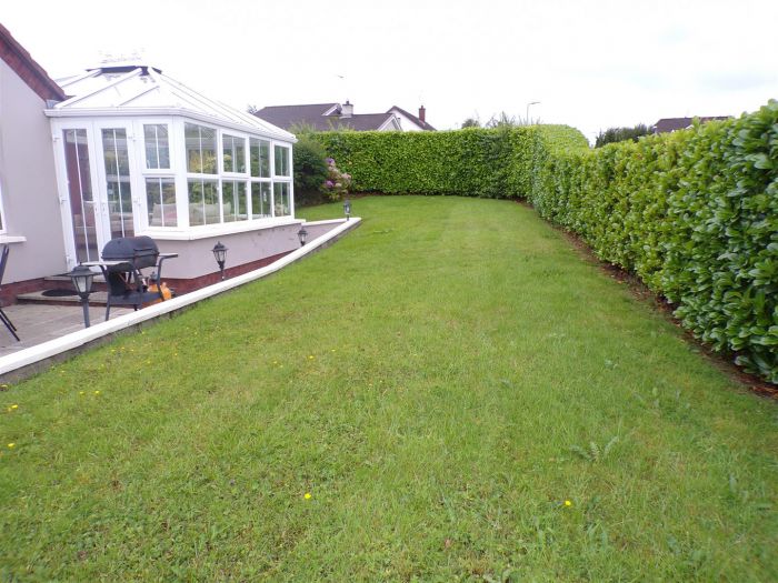 18 Caw Hill Park