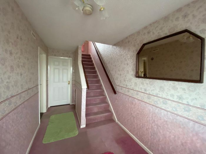 14 Bluebell Avenue
