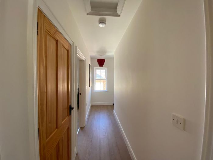 40a Blackthorn Manor