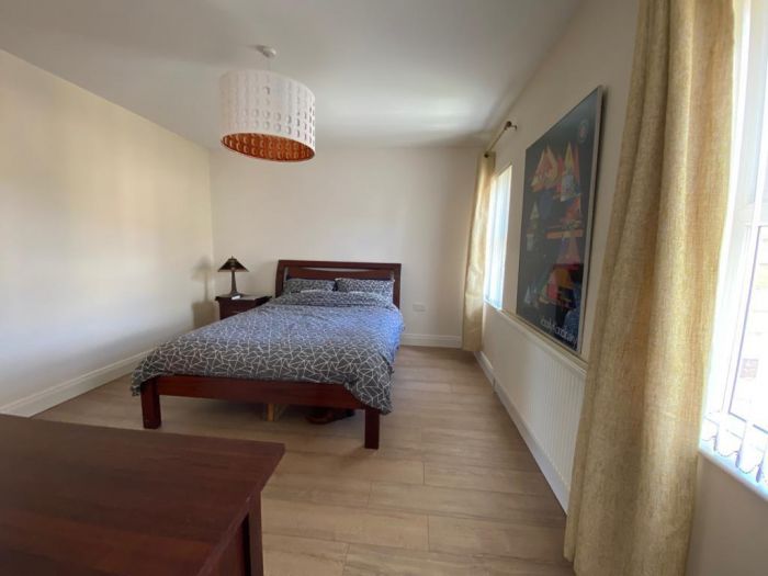 40a Blackthorn Manor