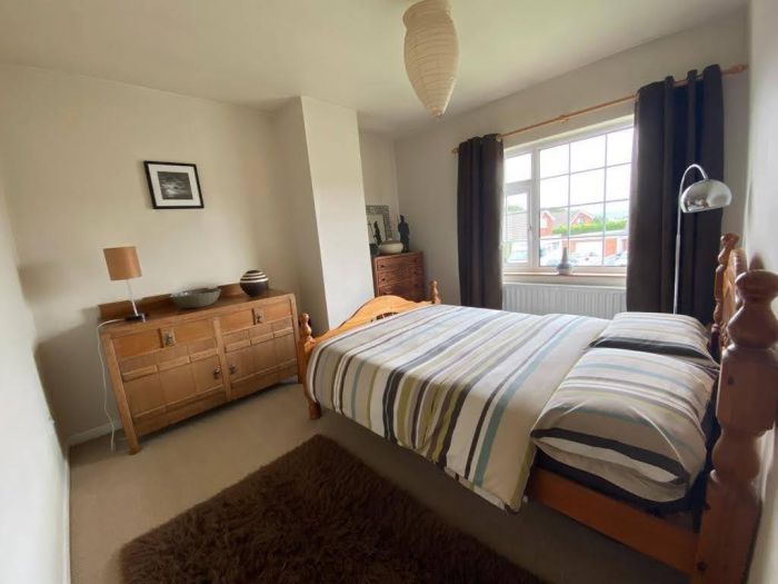 11 Tamworth Crescent