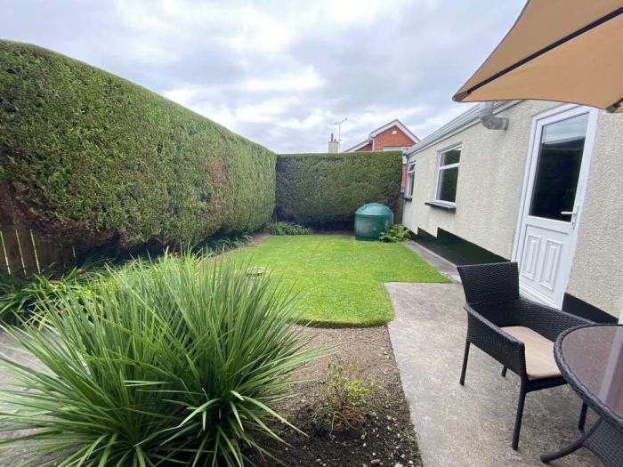 11 Tamworth Crescent