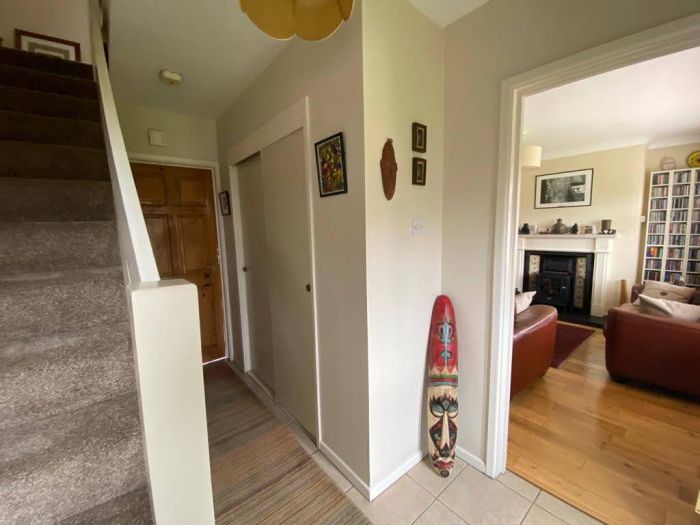 11 Tamworth Crescent