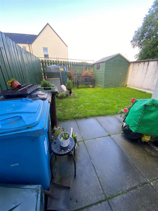 11 Fincairn Cottage Square