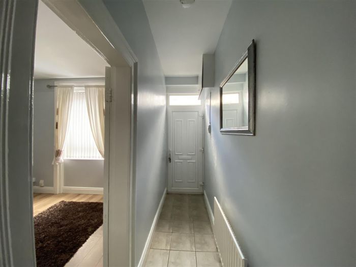 2 Charlotte Crescent