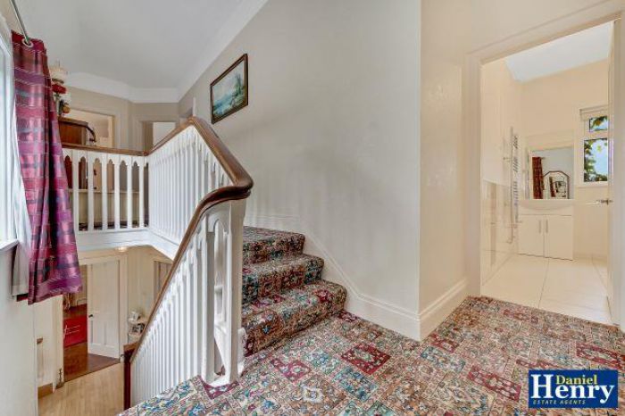 Everest, 14 Limavady Road