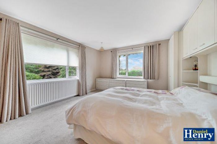 Everest, 14 Limavady Road