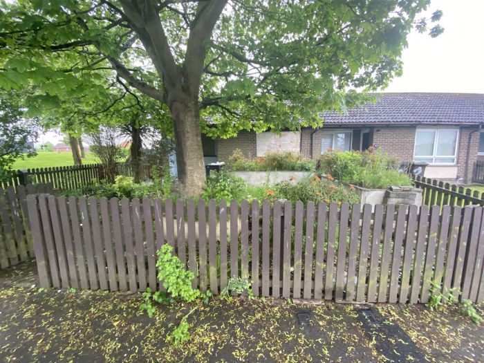 1 Brookdale Crescent