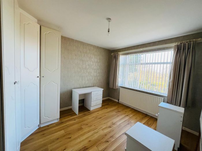 14 Alanvale Crescent