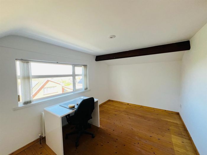 14 Alanvale Crescent