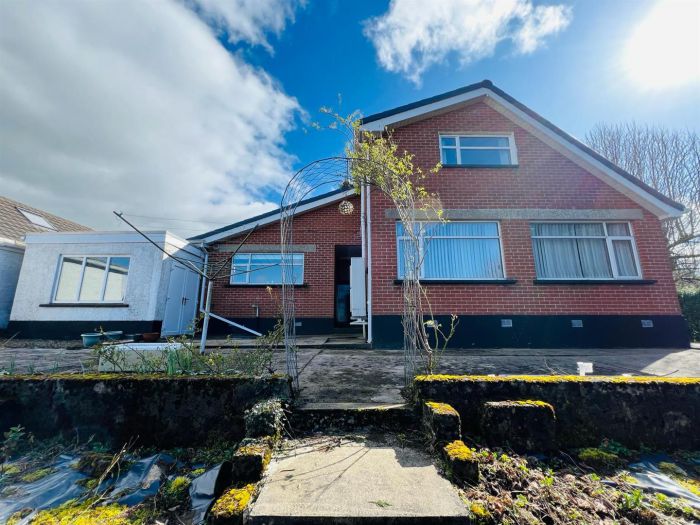 14 Alanvale Crescent