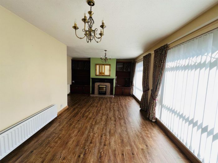 14 Alanvale Crescent