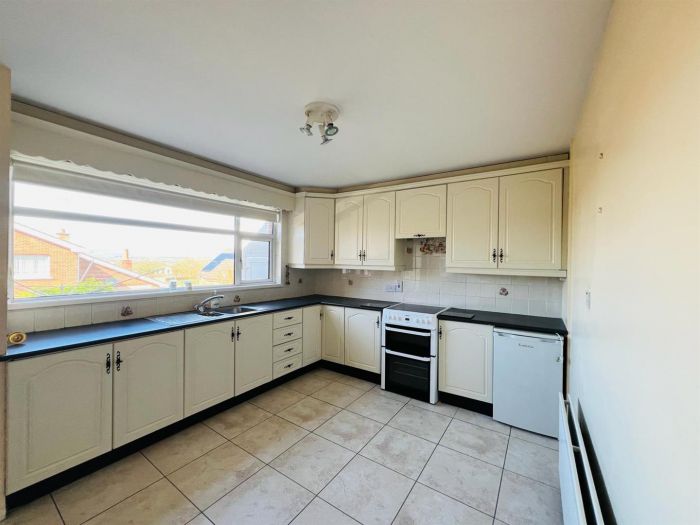 14 Alanvale Crescent