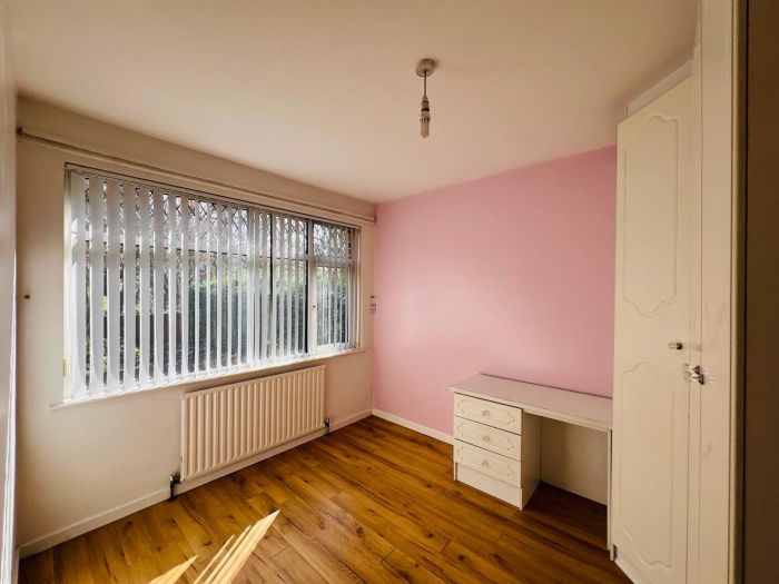 14 Alanvale Crescent