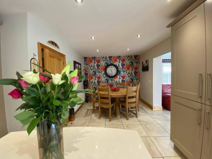89 Blackthorn Manor