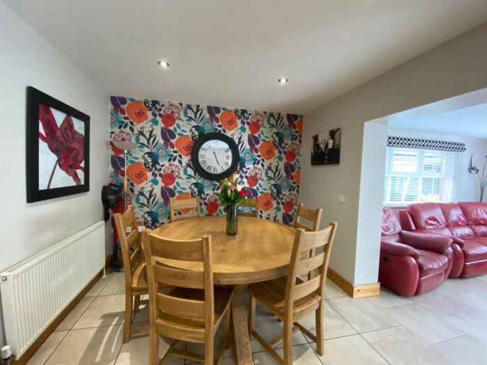 89 Blackthorn Manor