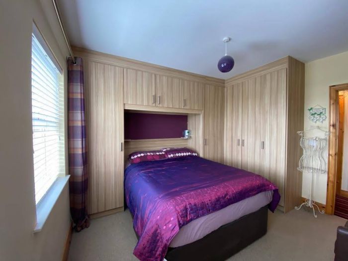 89 Blackthorn Manor