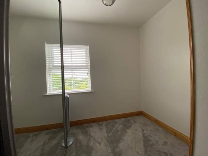 89 Blackthorn Manor