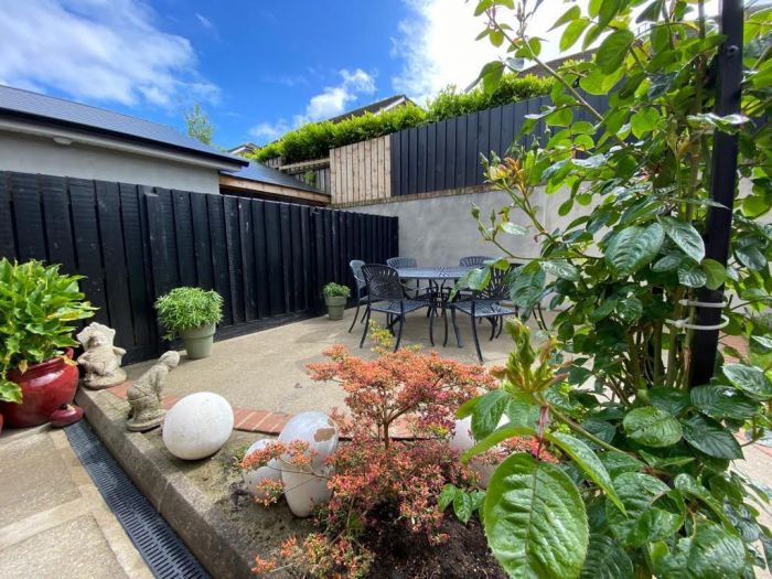 89 Blackthorn Manor