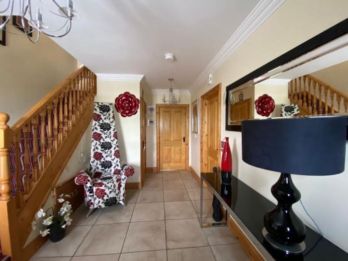 89 Blackthorn Manor